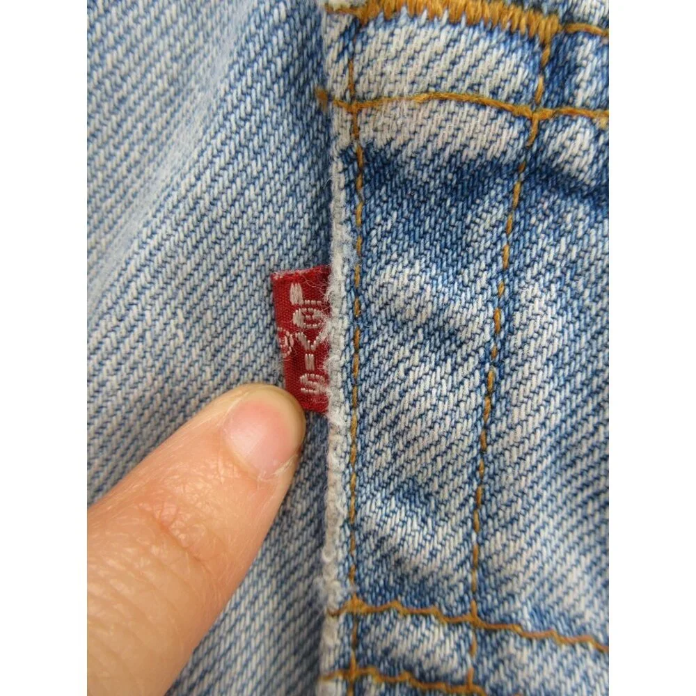 VINTAGE Levis 550 Jeans 33X32 Relaxed Fit Tapered Red Tab Denim 90s *